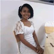 Soy universitaria , me gustan los niños. dónde vivo daba recurso a niños entre 5 a 15 años . Los ayudaba con sus tareas y les ayudaba a repasar temas en lo que ellos estuvieran dificultades. Hace un años deje de dar clases . Por conectarme en la universid